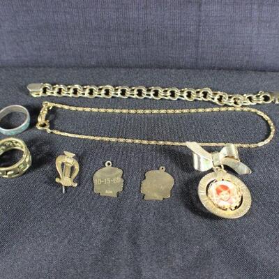 LOT#G196:Gold & Silver Tone Costume Jewelry Lot #1