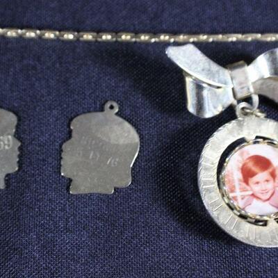 LOT#G196:Gold & Silver Tone Costume Jewelry Lot #1