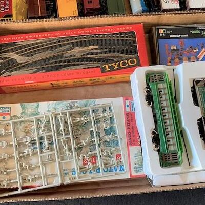 LOT#W207: H-O Train Lot #2
