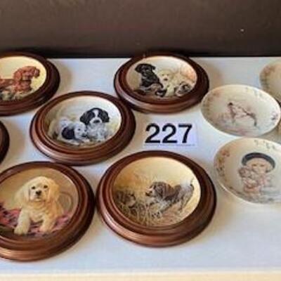 LOT#W227: Knowles & Hamilton Collection Collector's Plates