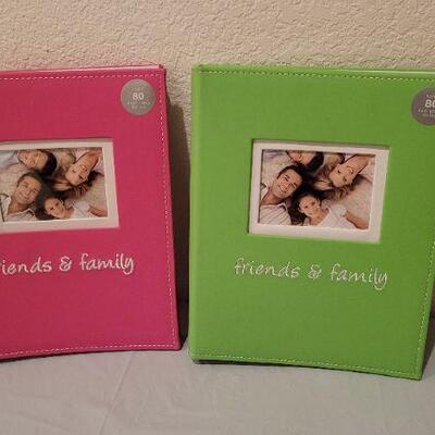Lot 337: (2) New 4x6 Photo Albums