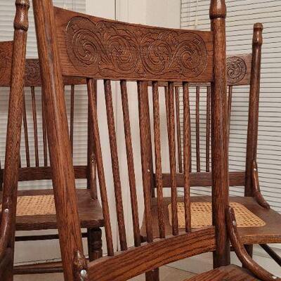 Lot 343: (4) Vintage Carved Accent Wood Dining Chairs 