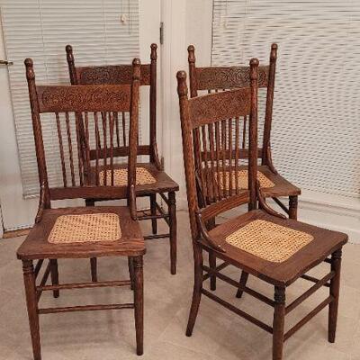 Lot 343: (4) Vintage Carved Accent Wood Dining Chairs 