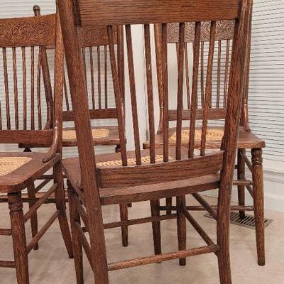 Lot 343: (4) Vintage Carved Accent Wood Dining Chairs 