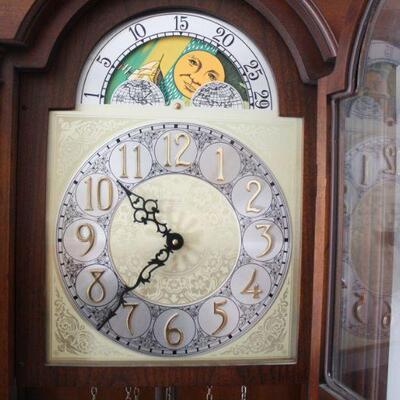 Lot #39: Impressive Vintage Midcentury Colonial of Zeeland Grandfather Clock