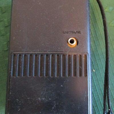 #27 Vintage General Electric AM Transistor Radio