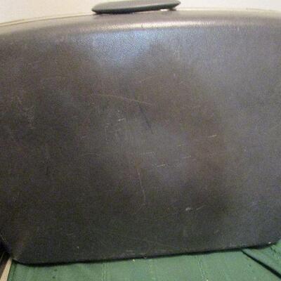 #49 Vintage Gray Samsonite Suitcase