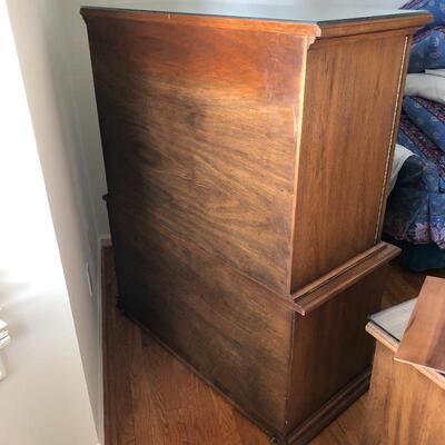 Lot 22 - Matching Rolling Dresser & Side Table