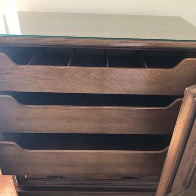 Lot 22 - Matching Rolling Dresser & Side Table