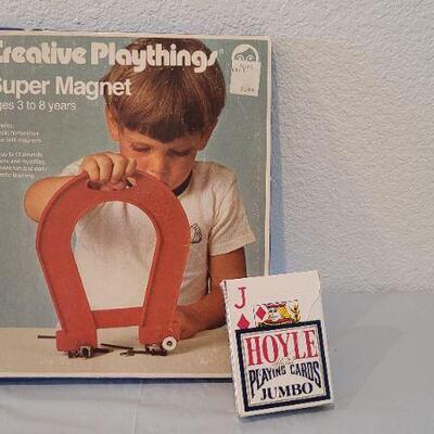 Lot 11: Vintage New SUPER MAGNET + Playing Cards