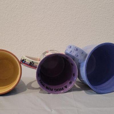 Lot 24: Assorted CAT THEME Coffee Mugs