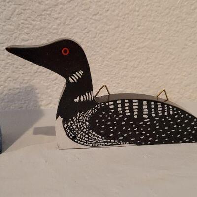 Lot 31: Vintage Craft Bundle - Bird and Tile w/ Frame Deco
