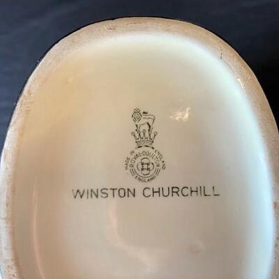 LOT#Y256: Royal Doulton Pieces