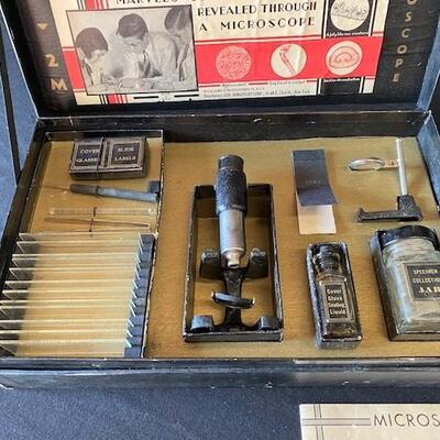 LOT#C267: Vintage Model 2M Microset Microscope