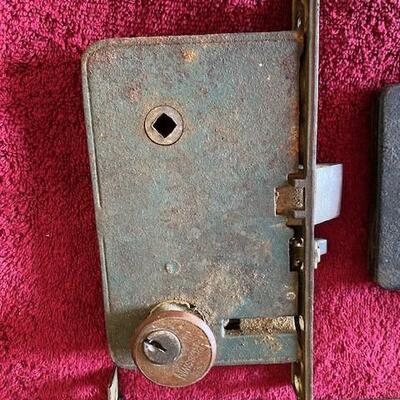 LOT#G275: Vintage Mortise