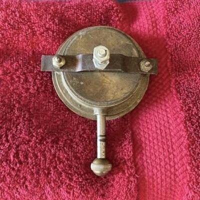 LOT#G277: Waltham 8 Day Auto Clock