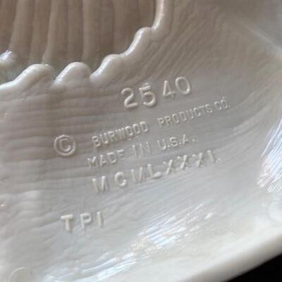 LOT#G279: 1981 Burwood Products Co. Wall Plaques