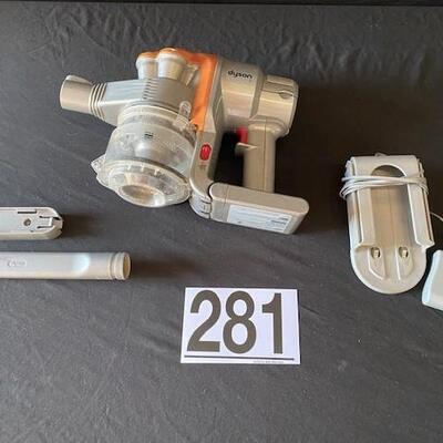 LOT#G281: Working Dyson Animal Vacuum