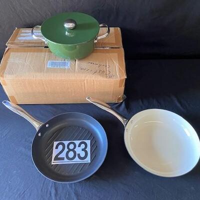 LOT#G283: 4 Piece NOS Cook Essential Cookware