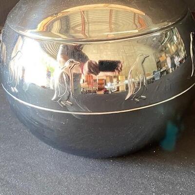 LOT#G293: West Bend Aluminum Penguin Ice Bucket