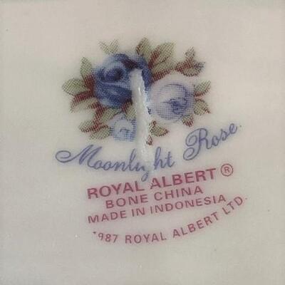 LOT#G296: 2 Piece Royal Albert