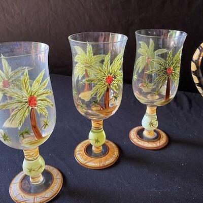 LOT#G298: 9 Piece Painted Lemonade/Tea Set