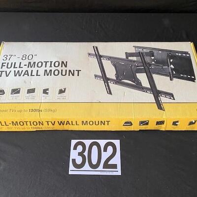 LOT#U302: NOS 37"-80" Full Motion TV Wall Mount