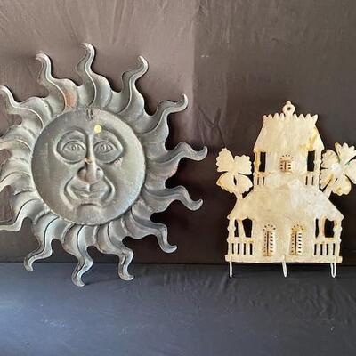 LOT#U304: Sun & Surf Shack Metal Art