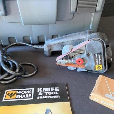 LOT#U311: Work Sharp Knife & Tool Sharpener