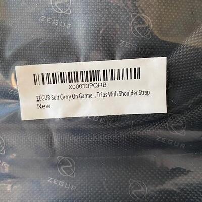 LOT#U314: Unopened Zegur Garment Bag