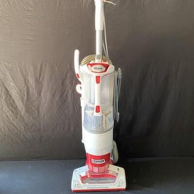 LOT#U317: Shark Professional Vacuum