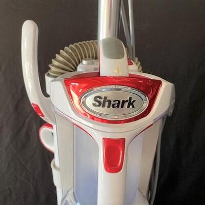 LOT#U317: Shark Professional Vacuum