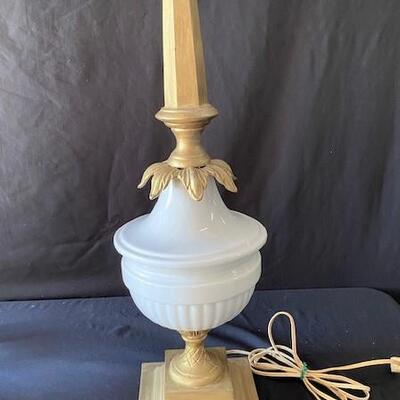 LOT#U319: Pair of Table Lamps with Shades