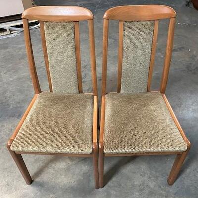 LOT#A361: Mid-Century Teak Laminate Table & Chairs