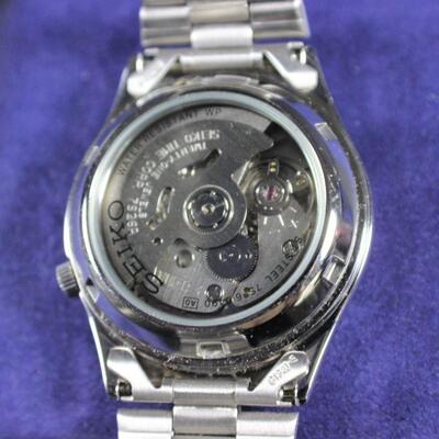 LOT#T372: Men's Seiko Watch Automatic (7526-0490)