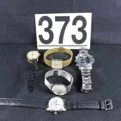 LOT#T373: Five Piece Men's Watch Lot