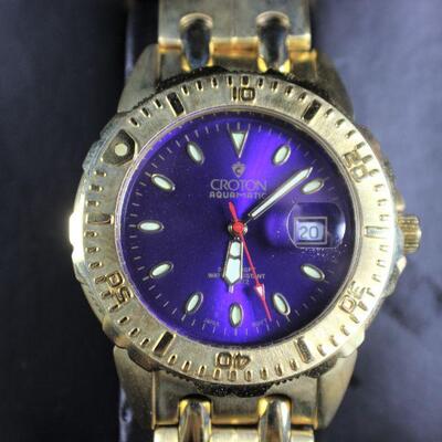 LOT#T374: Men's Croton Automatic Quartz Watch