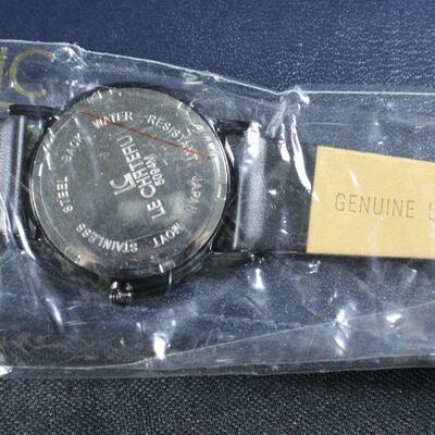 LOT#T376: Men's NOS Le Chateau Watch #5094M