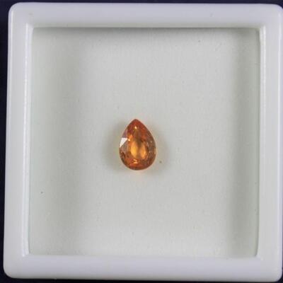 LOT#R385: .9carat Pear Shaped Spessartite Garnet