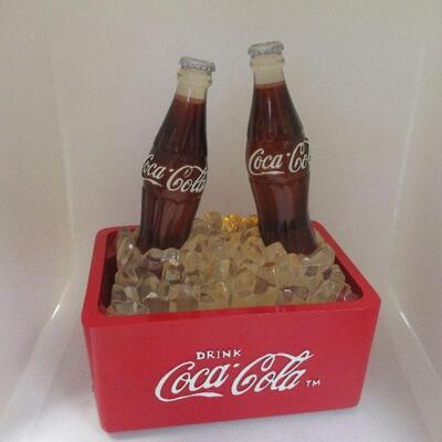 Lot 7 - Coca Cola Music Box