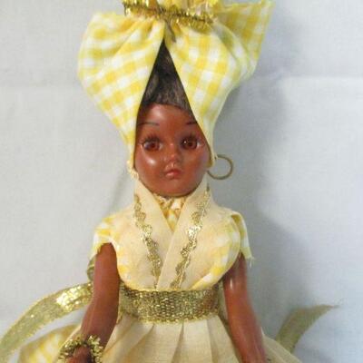 Lot 73 - Vintage Creole Fancy Mammy Doll