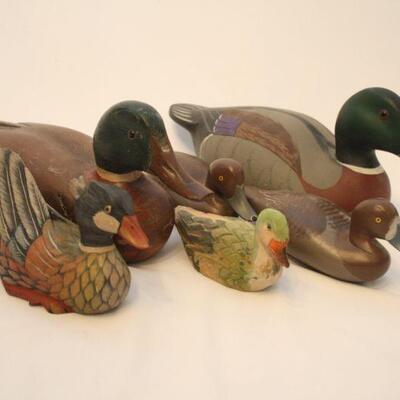 Lot #54: Vintage Hand Carved Painted Wooden Decoy Ducks