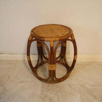 Lot #44: Vintage Rattan Plant Stand or Accent Table 