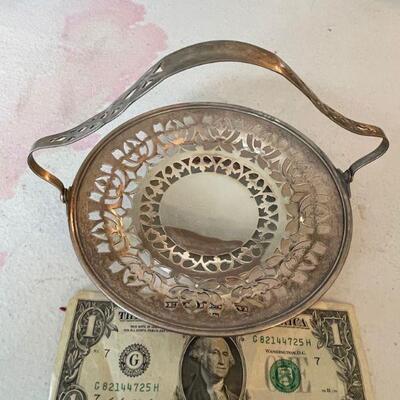 Decorative candy dish 
