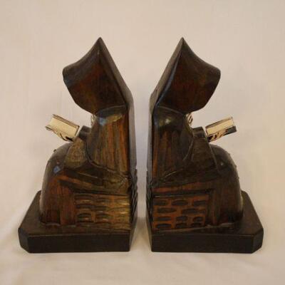 Lot #49: Vintage Hand Carved Wooden Monk | Priest | Jesuit Bookend Made in Mexico