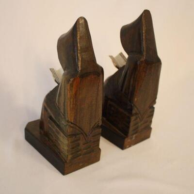 Lot #49: Vintage Hand Carved Wooden Monk | Priest | Jesuit Bookend Made in Mexico
