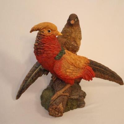 Lot #50: Realistic Birds on Branch Figurine 