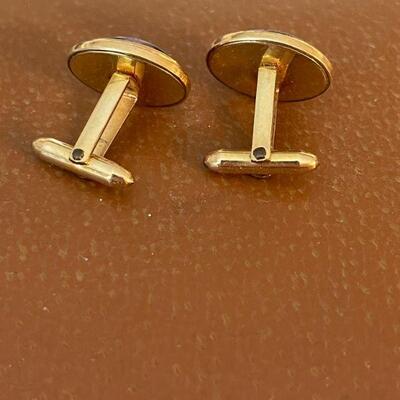 Vintage cuff links 