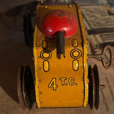 Vintage US Tank Co. No 4 wind up toy