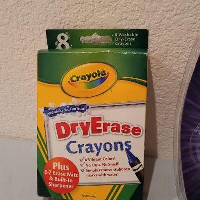 Lot 51: Assorted Crayola Crafts and Flashlight